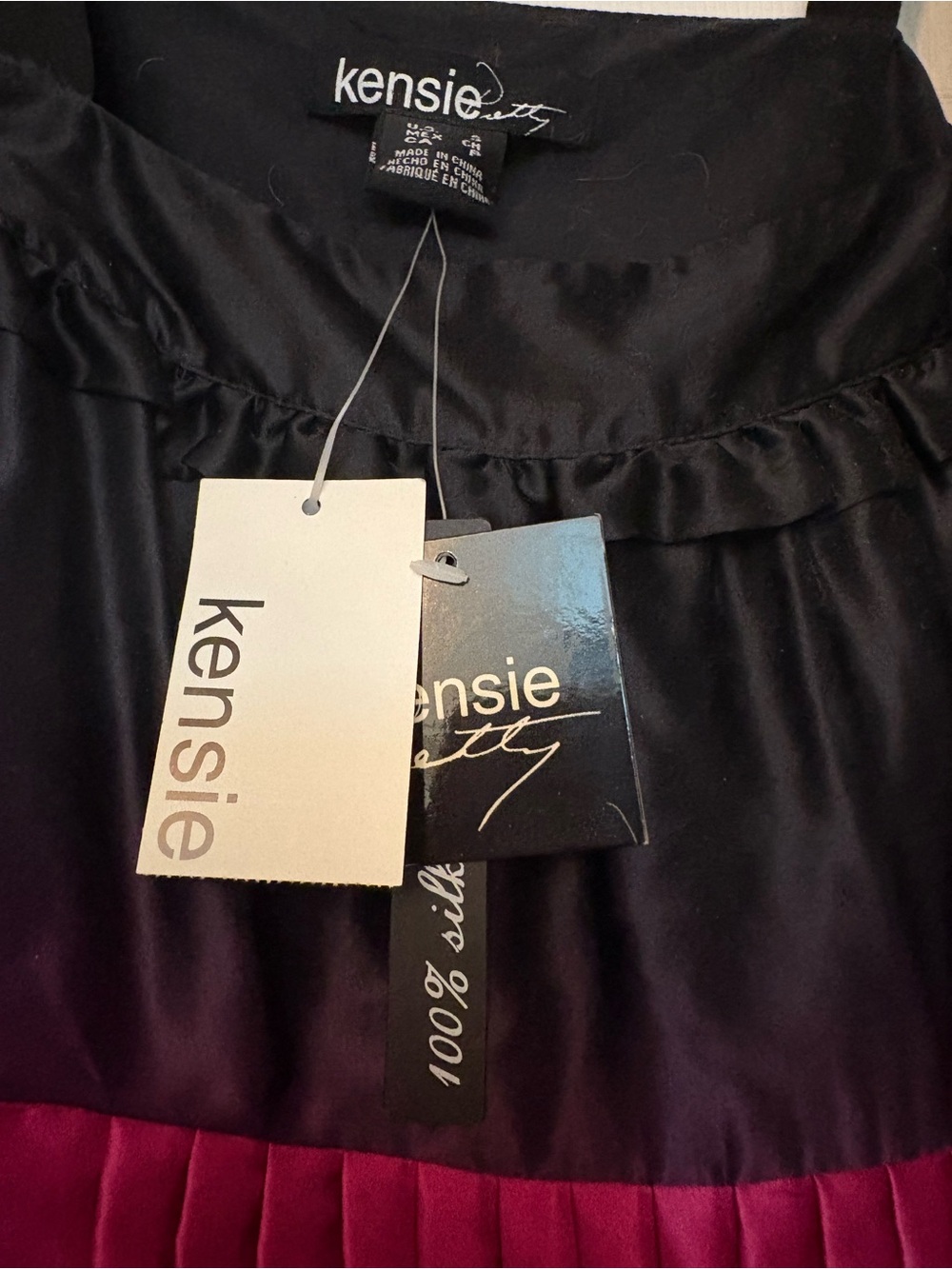 Vintage kensie Black to Berry Ombré Silk Pleated Top
